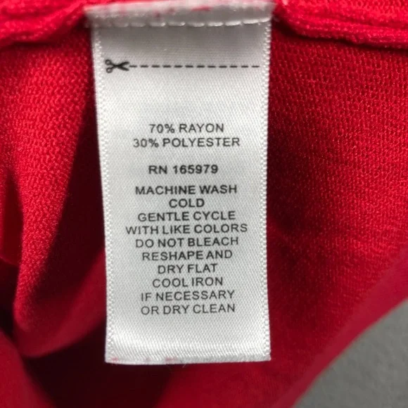 Cable & Gauge Sweater Women's Medium Red Hearts Long Sleeve Pullover Lightweight - Picture 4 of 7